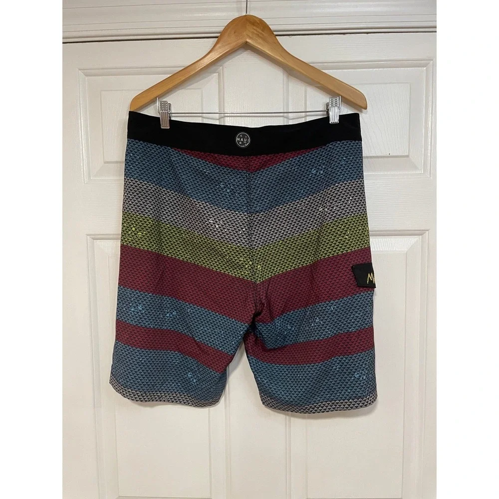 Maui and Sons‎ Board Shorts Swim Trunks Stretch Pixel Grey Blue Red Mens 34x10 L - Picture 2 of 12